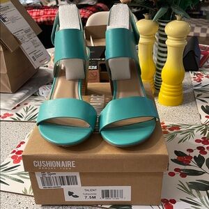 Cushionaire Turquoise Heels for Women NEW